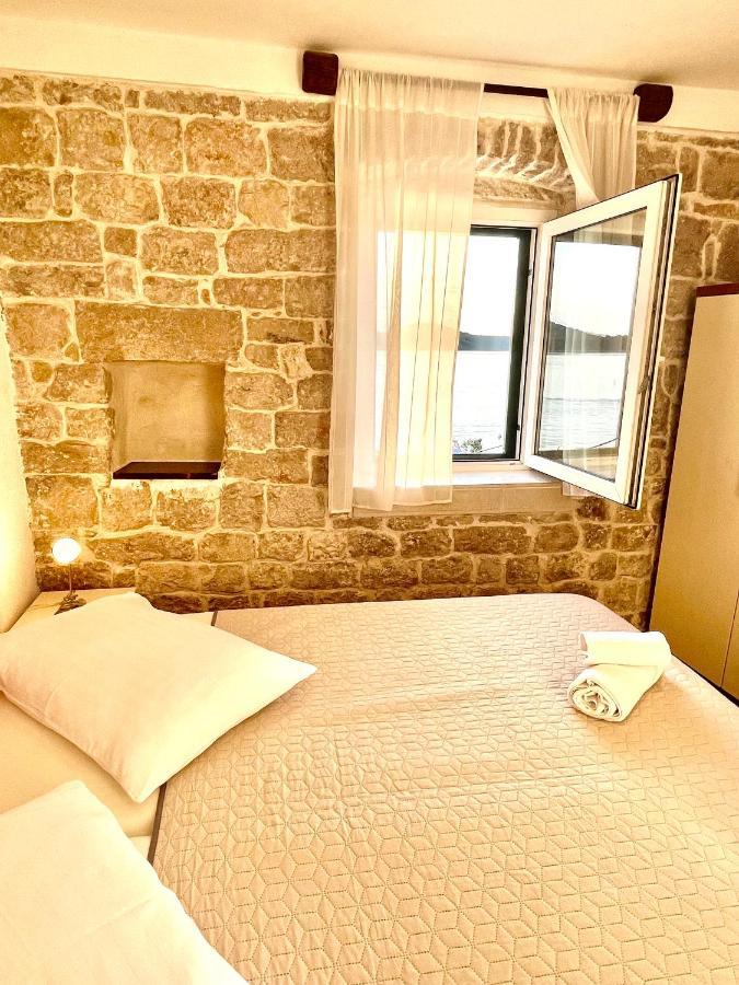 Apartments Trapula Шибеник Екстер'єр фото