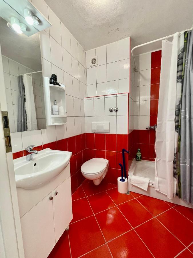 Apartments Trapula Шибеник Екстер'єр фото