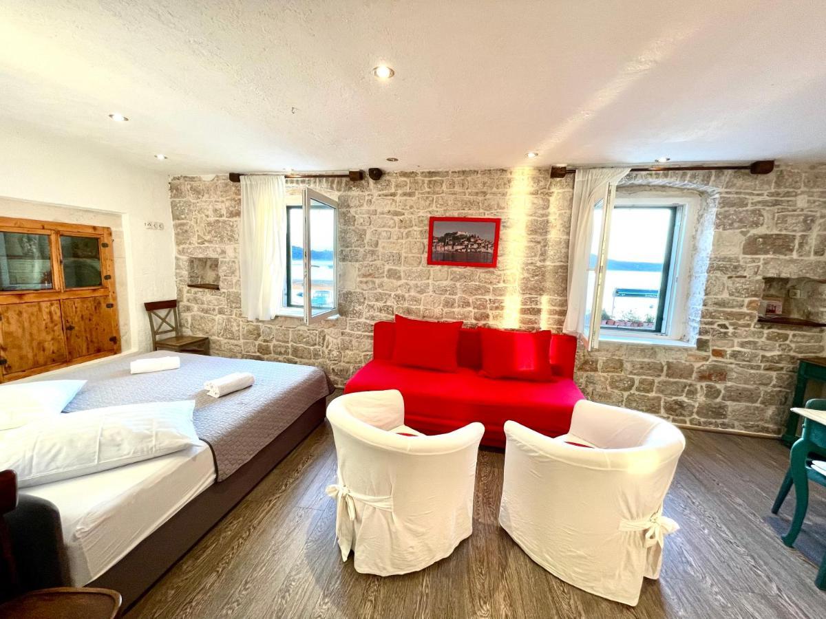 Apartments Trapula Шибеник Екстер'єр фото