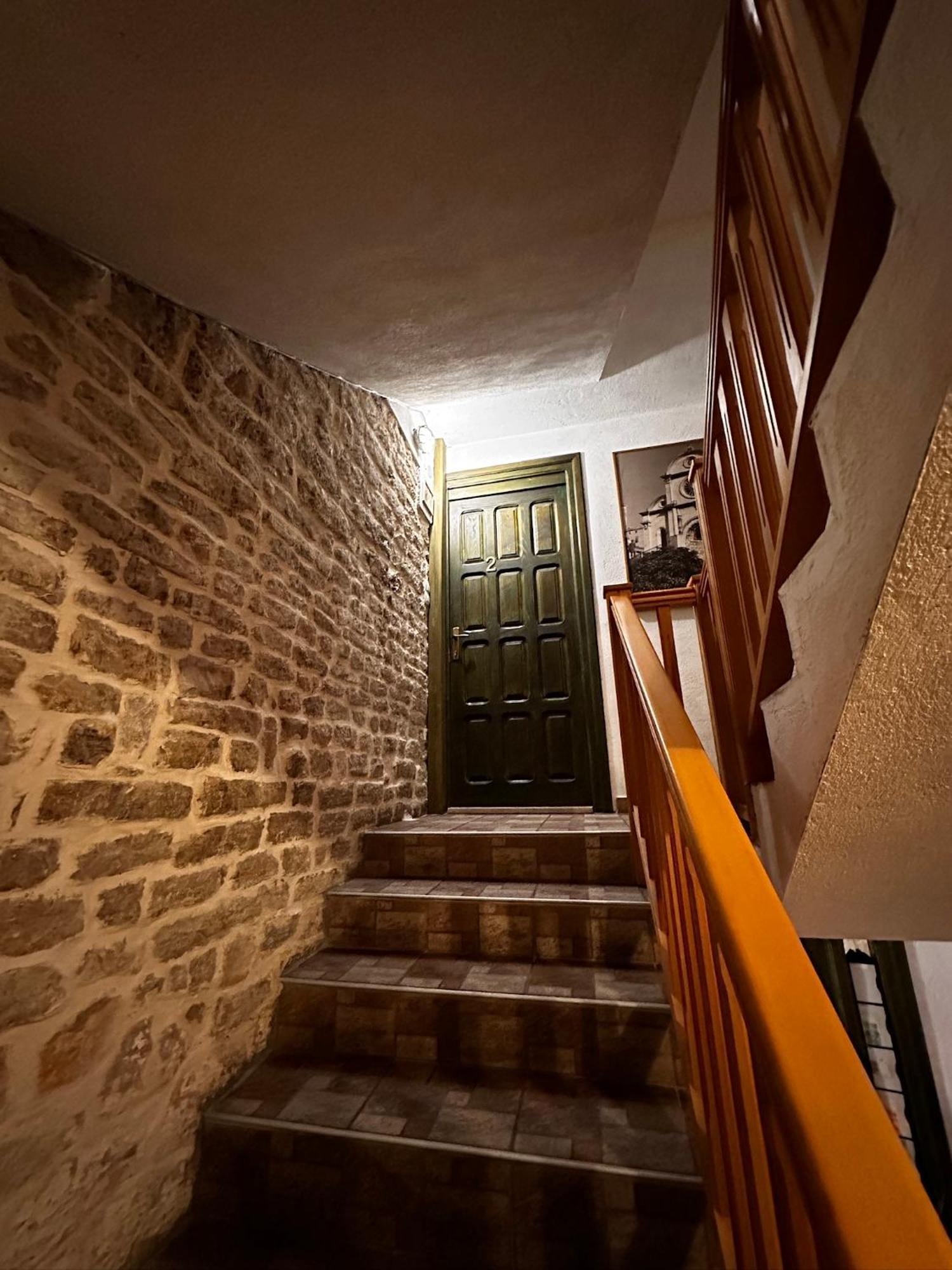 Apartments Trapula Шибеник Екстер'єр фото